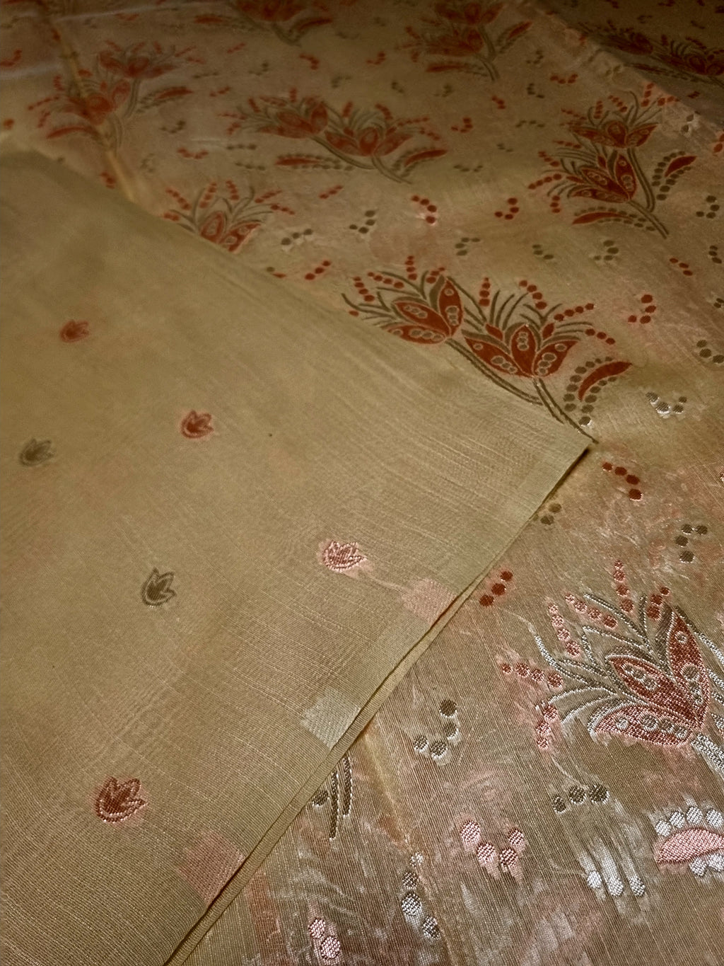 Beige Silk Cotton Saree Floral Motifs