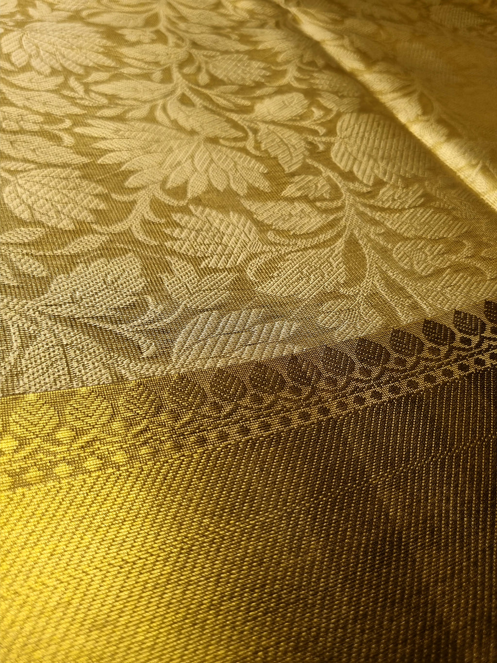 Pure Banarasi Golden Tissue Silk – Luxe Edition
