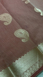 Peach Silk Cotton Saree Gold Paisley - Double shade