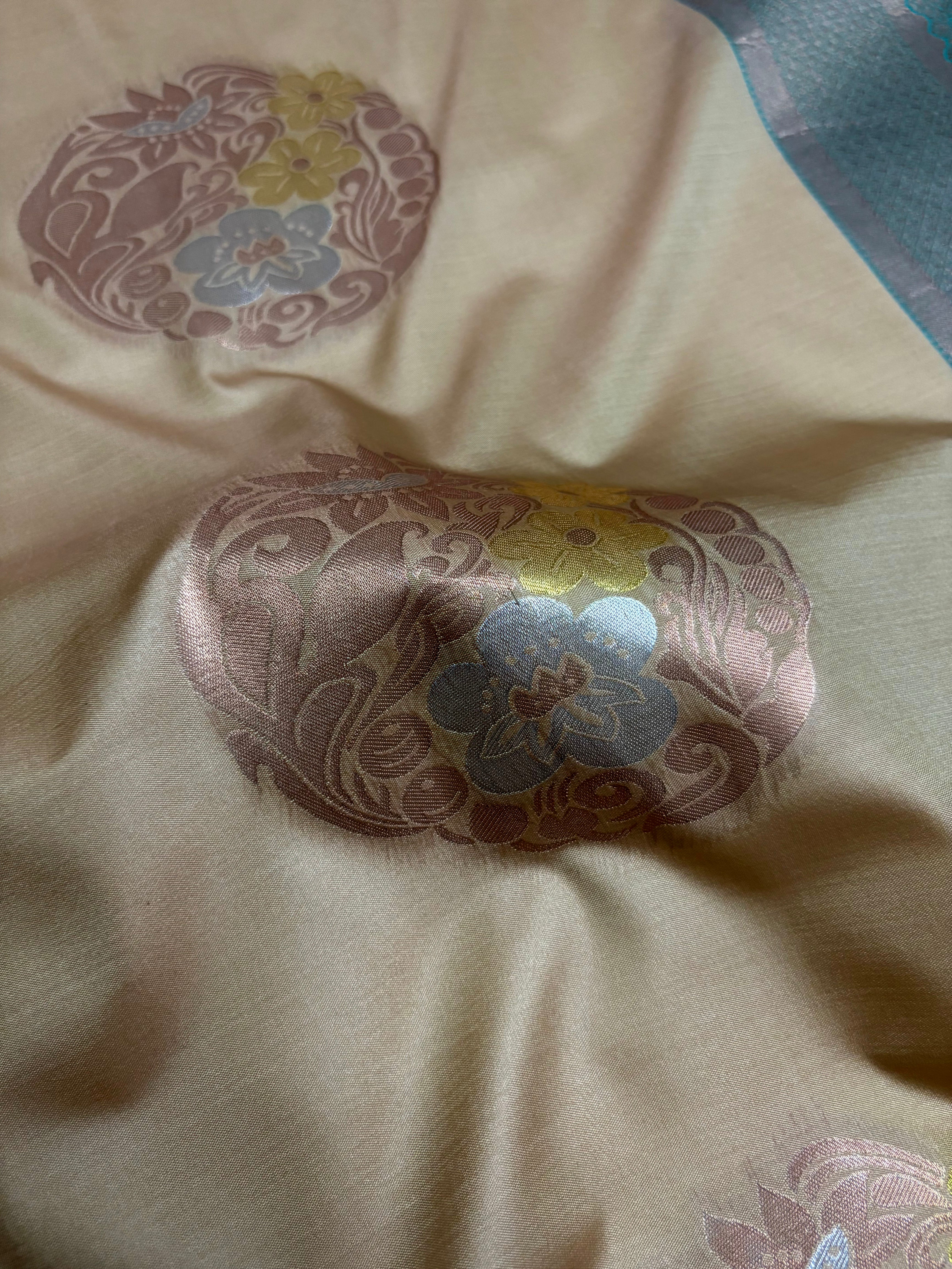 Meena Soft Silk Saree Zari Weave