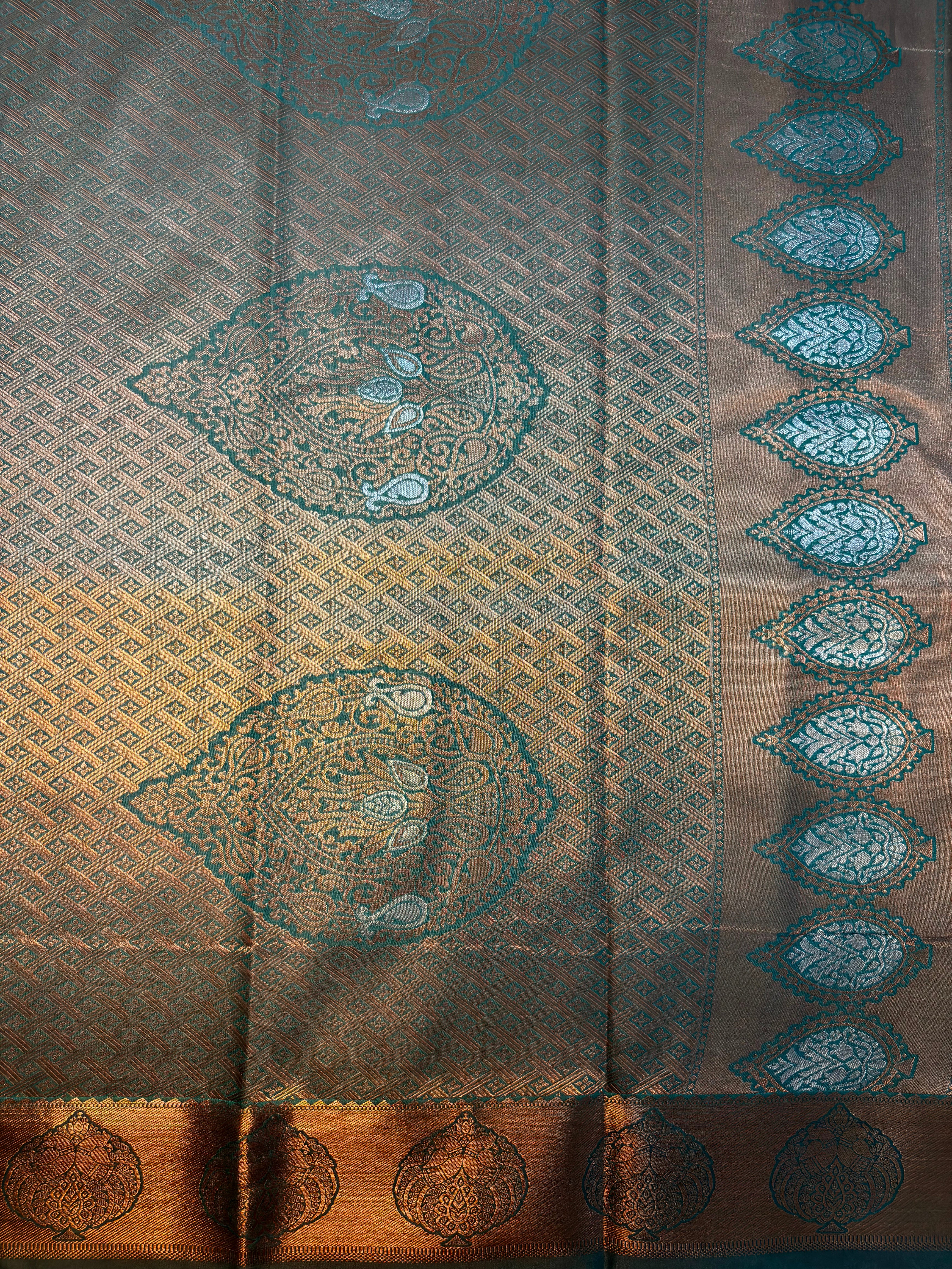 Meena Soft Silk Saree Zari Weave