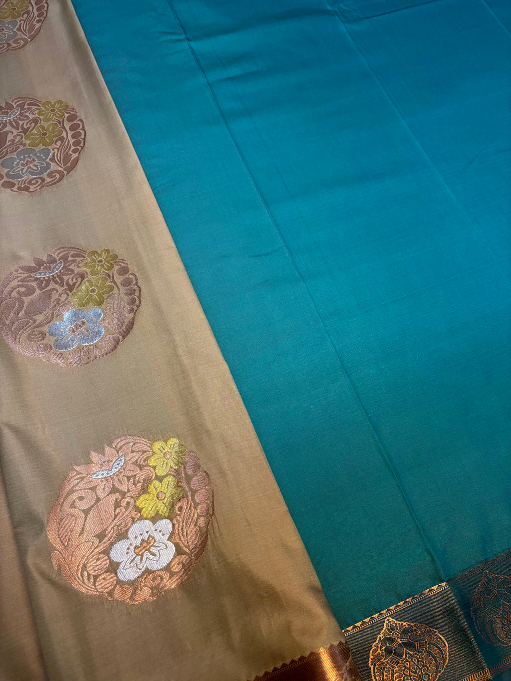 Meena Soft Silk Saree Zari Weave